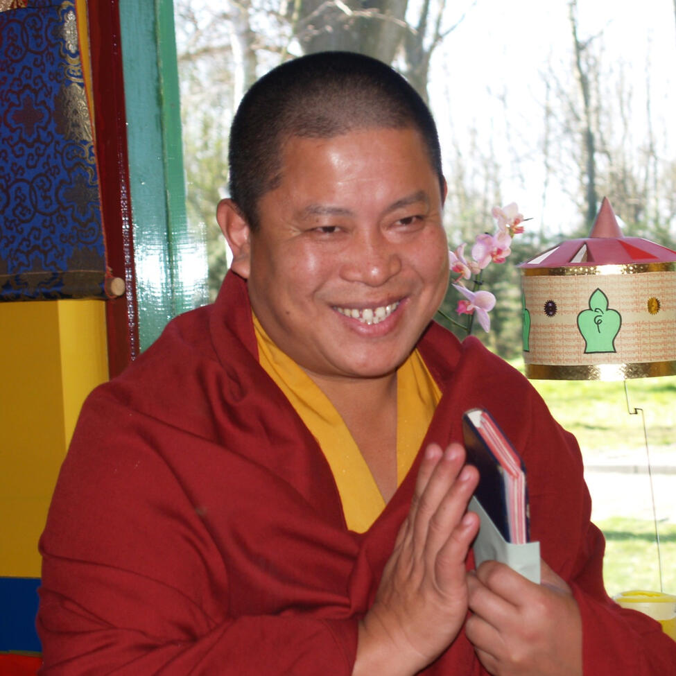 Lama Tashi Nyima Bibliothèque Lama Karta